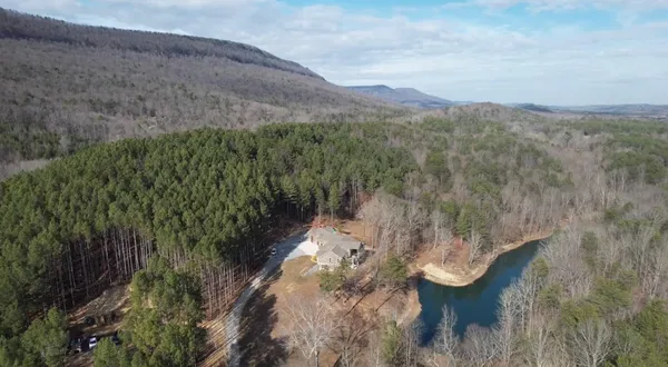 $1,100,000 | 1184 McConnell Crossing, LaFayette, GA 30728