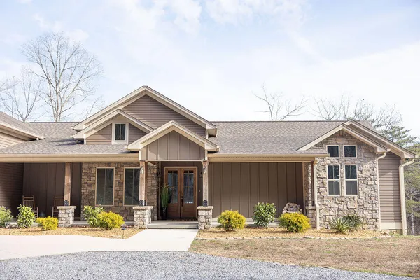 $1,100,000 | 1184 McConnell Crossing, LaFayette, GA 30728