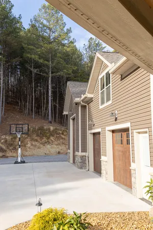 $1,100,000 | 1184 McConnell Crossing, LaFayette, GA 30728