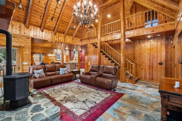 $2,695,000 | 58250 Highway 200, Clark Fork, ID 83811
