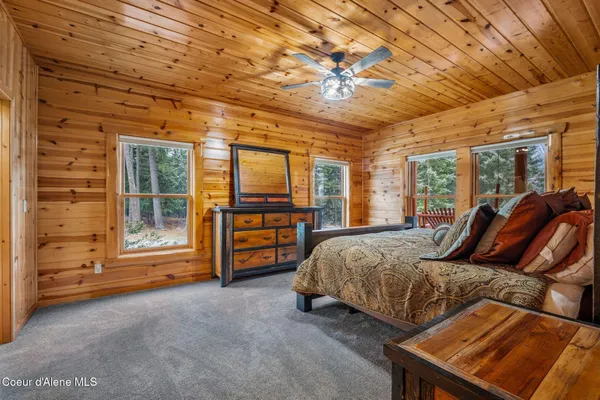 $2,695,000 | 58250 Highway 200, Clark Fork, ID 83811