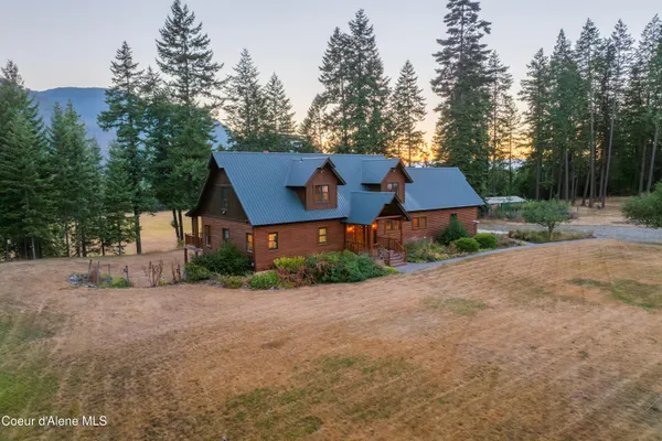 $2,695,000 | 58250 Highway 200, Clark Fork, ID 83811