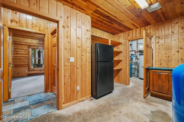 $2,750,000 | 58250 Highway 200, Clark Fork, ID 83811