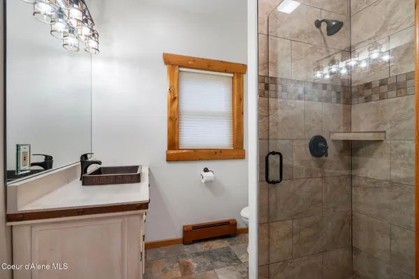 $2,695,000 | 58250 Highway 200, Clark Fork, ID 83811