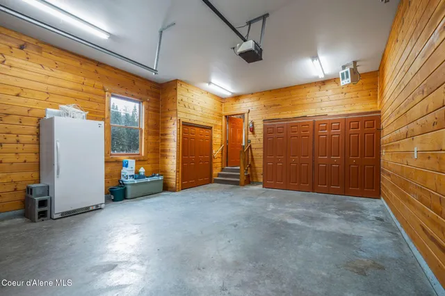 $2,750,000 | 58250 Highway 200, Clark Fork, ID 83811