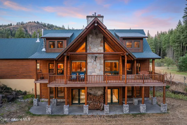 $2,750,000 | 58250 Highway 200, Clark Fork, ID 83811