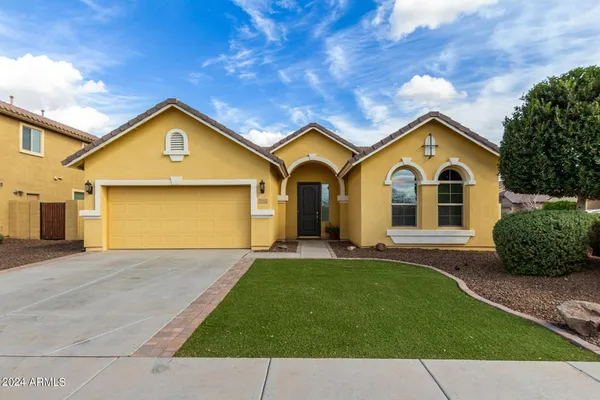 $2,350 | 5147 South Chatham, Mesa, AZ 85212