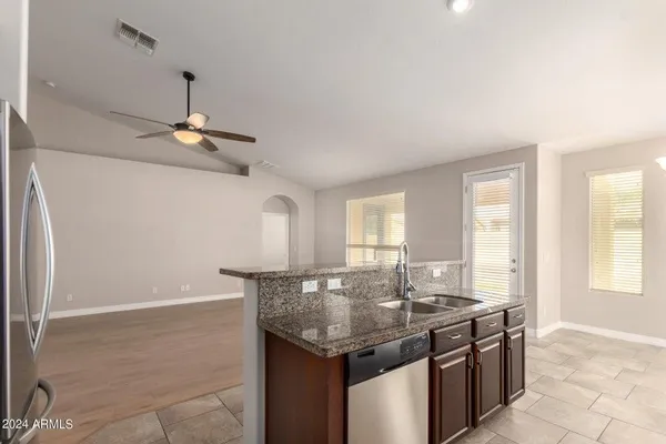 $2,350 | 5147 South Chatham, Mesa, AZ 85212