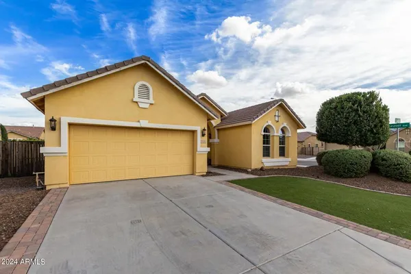 $2,450 | 5147 South Chatham, Mesa, AZ 85212