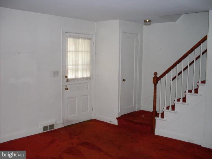 3915 Brookhill Road Baltimore, MD 21215 - Photo 5 of 15 Living Room #2