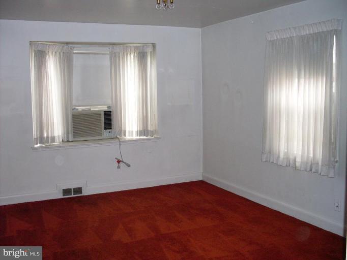 3915 Brookhill Road Baltimore, MD 21215 - Photo 6 of 15 Dining Room
