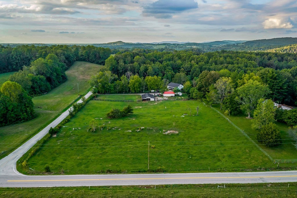 1425 Moodyville Loop Byrdstown, TN 38549 - Photo 55 of 62