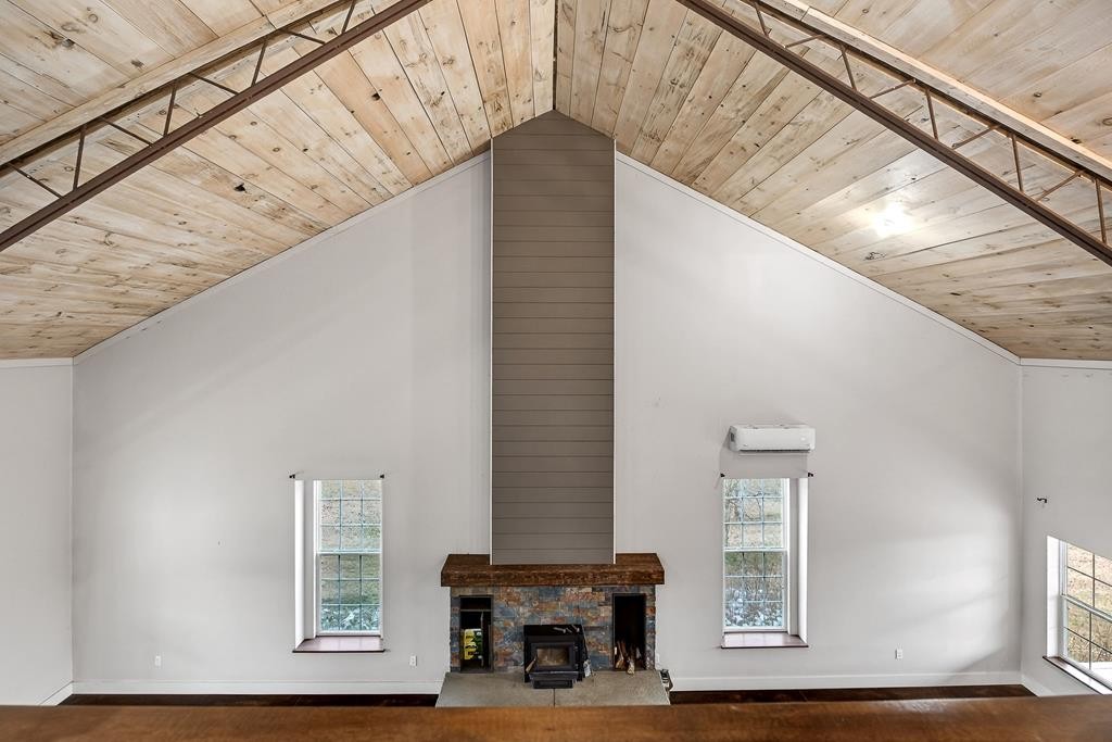 1425 Moodyville Loop Byrdstown, TN 38549 - Photo 6 of 62 a view of entryway with an front door