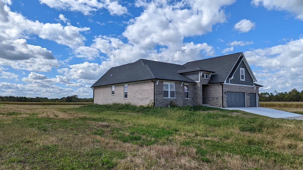 6040 South Carroll Road Indianapolis, IN 46259 - Photo 3 of 13 Gallery Image 3