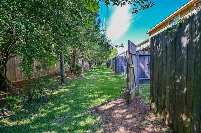 $2,100 | 14511 Roaring Fork Lane, Houston, TX 77095