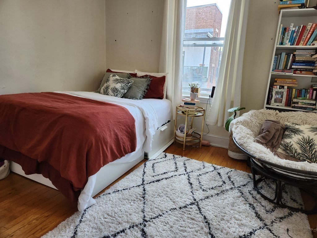 55 Thatcher Street, Unit 6 Brookline, MA 02446 - Photo 24 of 31