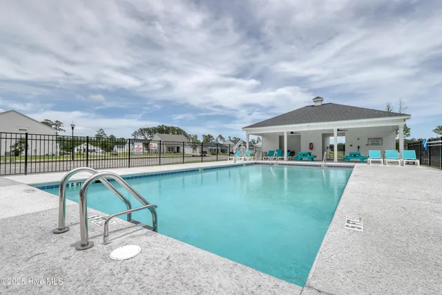 $359,900 | 253 Mayflower Drive Northwest, Unit 38, Calabash, NC 28467