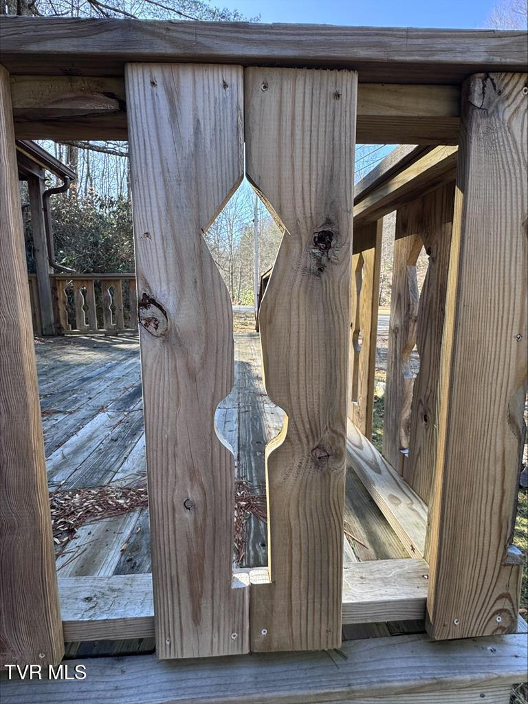 232 Konnarock Road Troutdale, VA 24378 - Photo 4 of 28 3