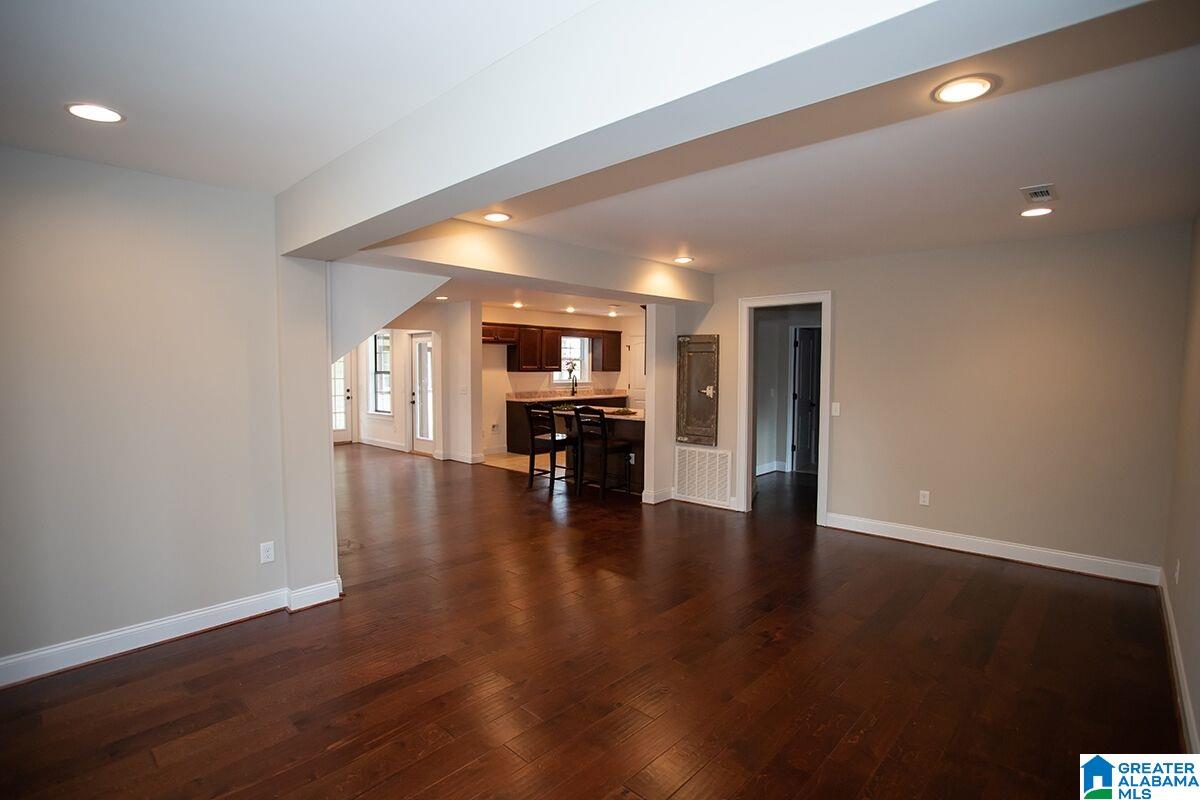 306 Meadowview Circle Clanton, AL 35045 - Photo 6 of 31