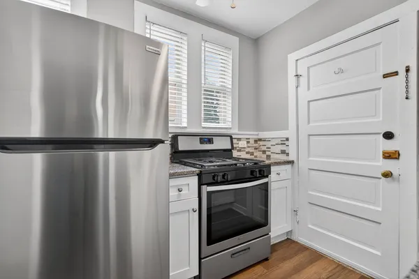 $1,520 | 428 North Park Boulevard, Unit 7, Glen Ellyn, IL 60137