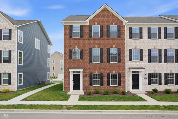 $324,995 | 5891 Farwell Avenue, Plainfield, IN 46168