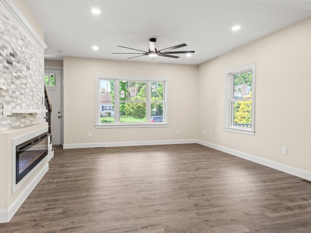 132 Barrington Road Longmeadow, MA 01106 - Photo 11 of 35 Gallery Image 11