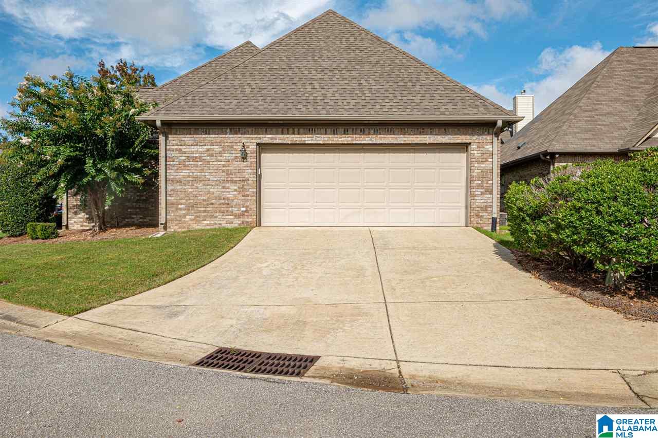628 Willow Crest Road Birmingham, AL 35226 - Photo 3 of 38
