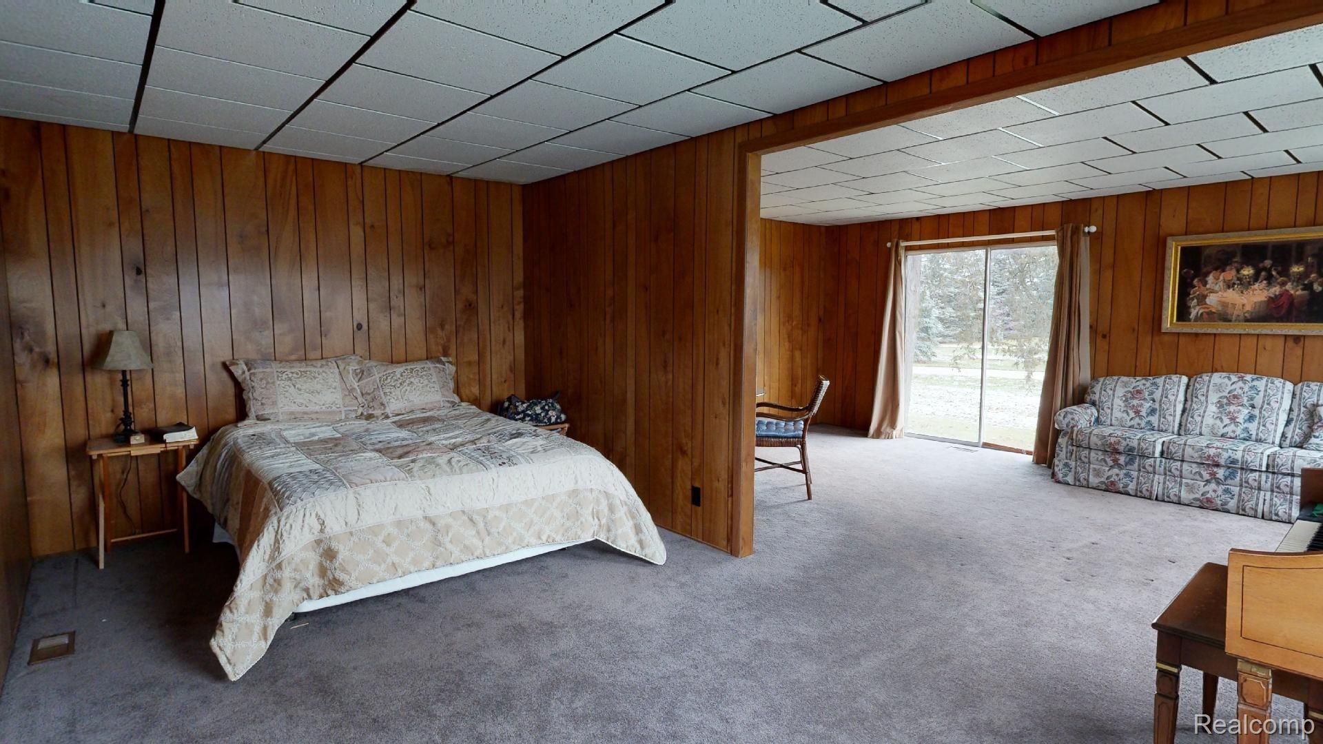 5224 North Seymour Road Flushing, MI 48433 - Photo 18 of 37 5th Bedroom / Family Room