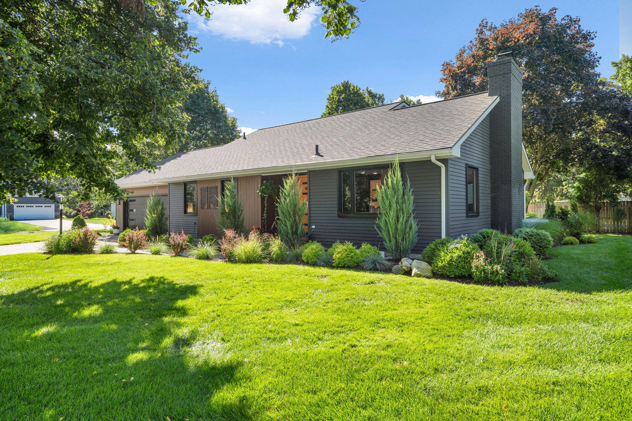 400 Barber Street Spring Lake, MI 49456 - Photo 2 of 74 Front
