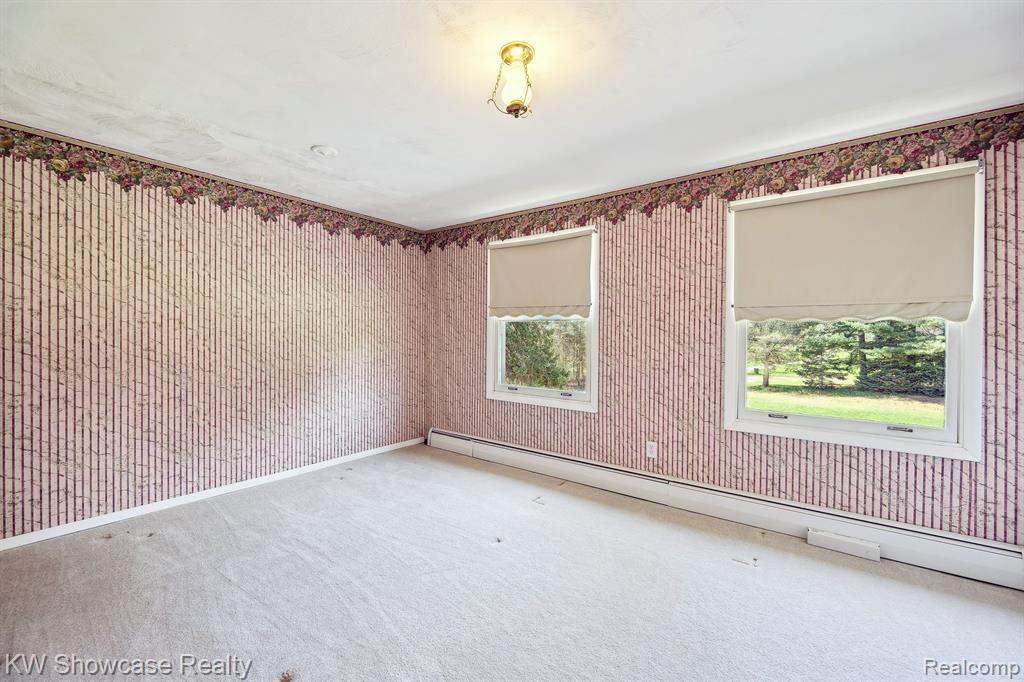 2050 Rowe Road Milford, MI 48380 - Photo 31 of 76