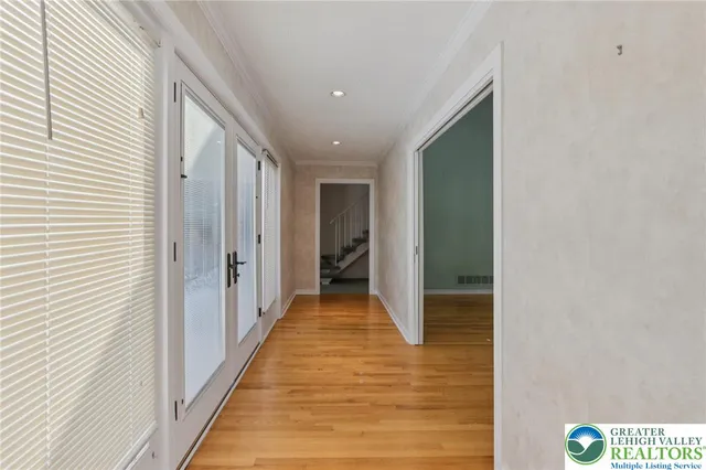 $525,000 | 4861 Sydney Close, Lower Macungie Township, PA 18062