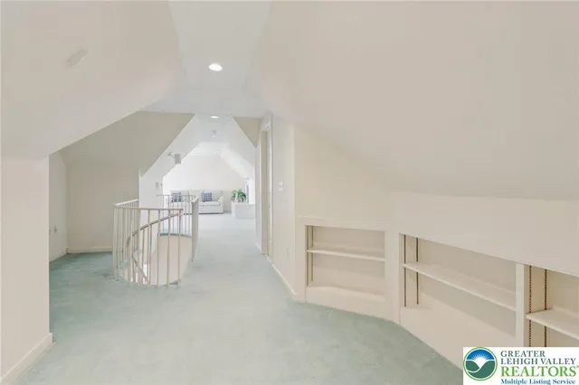 $525,000 | 4861 Sydney Close, Lower Macungie Township, PA 18062