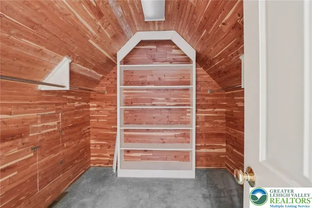 $525,000 | 4861 Sydney Close, Lower Macungie Township, PA 18062