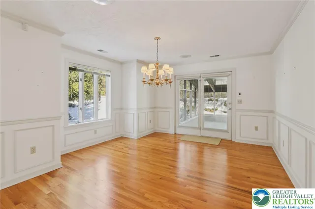 $525,000 | 4861 Sydney Close, Lower Macungie Township, PA 18062