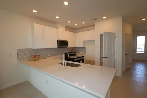 $344,050 | 6333 Jensen Vw Avenue, Apollo Beach, FL 33572