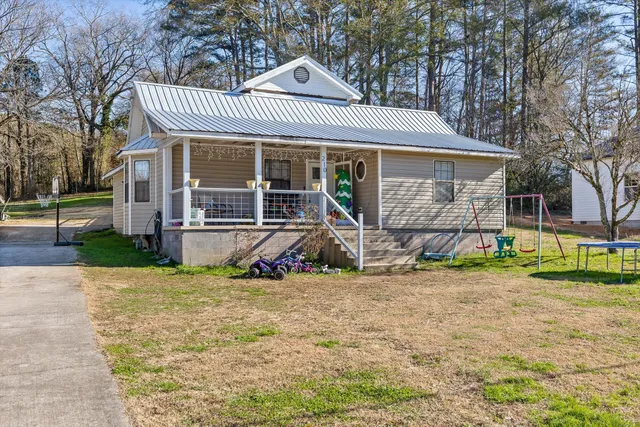 $275,000 | 210 Wheeler Avenue, Chickamauga, GA 30707