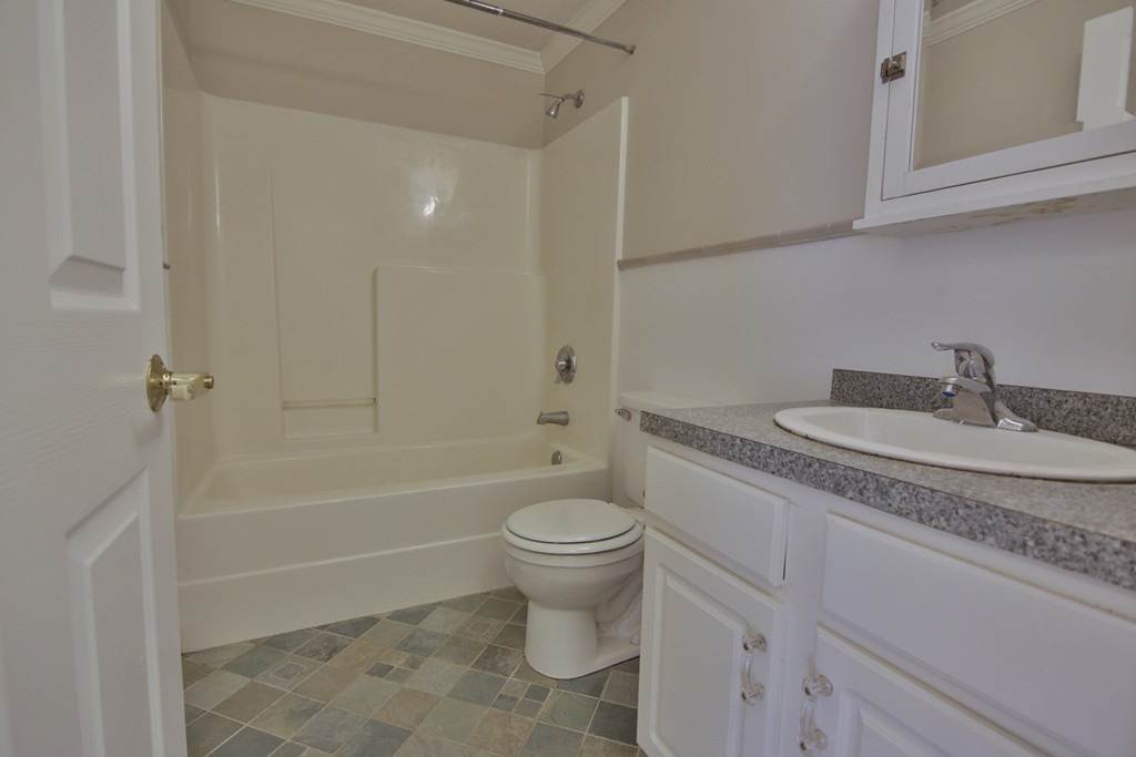 2 Ocean Avenue, Unit 3L Gloucester, MA 01930 - Photo 12 of 17