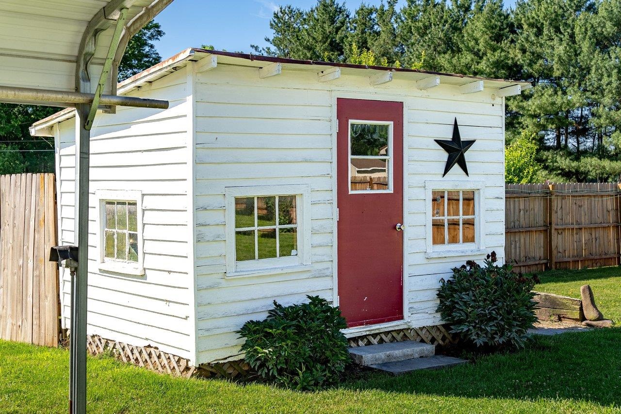 6599 Azalea Lane Dayton, VA 22821 - Photo 53 of 55 Shed 1