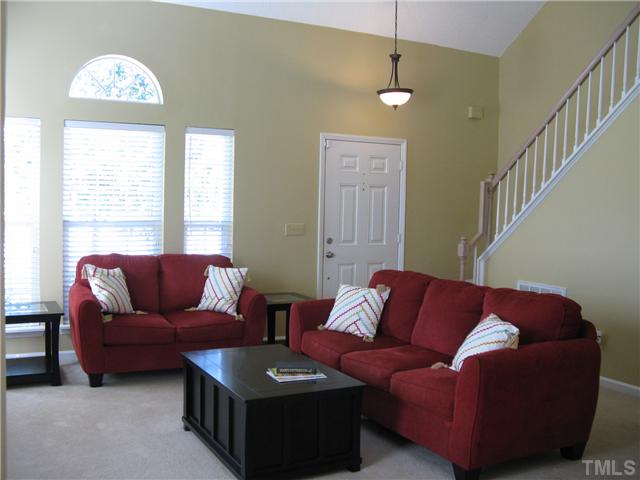 5835 Solitude Way Durham, NC 27713 - Photo 4 of 25 Gallery Image 4