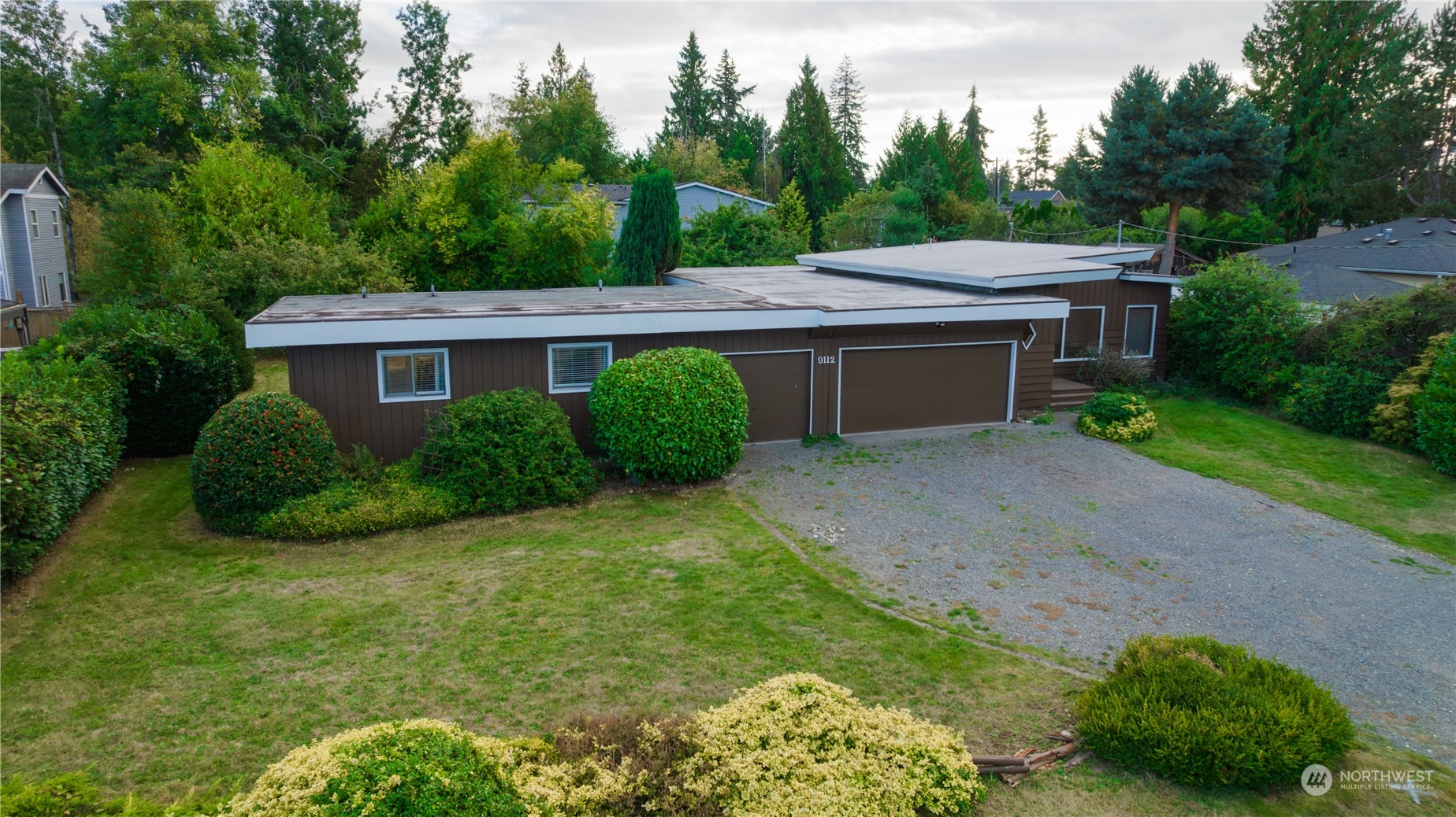 9112 218th Street Southwest Edmonds, WA 98026 - Photo 2 of 35