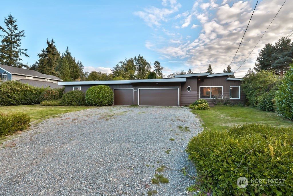 9112 218th Street Southwest Edmonds, WA 98026 - Photo 32 of 35