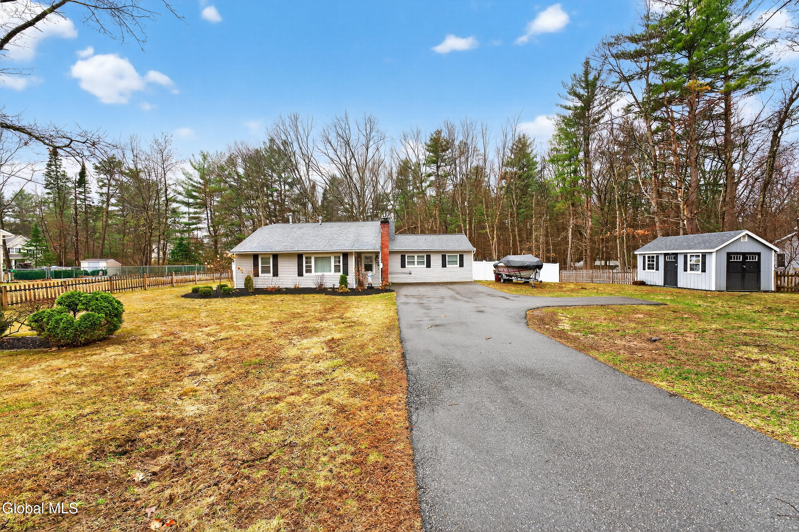 88 Jones Road Wilton, NY 12866 - Photo 1 of 39 0 Front 1