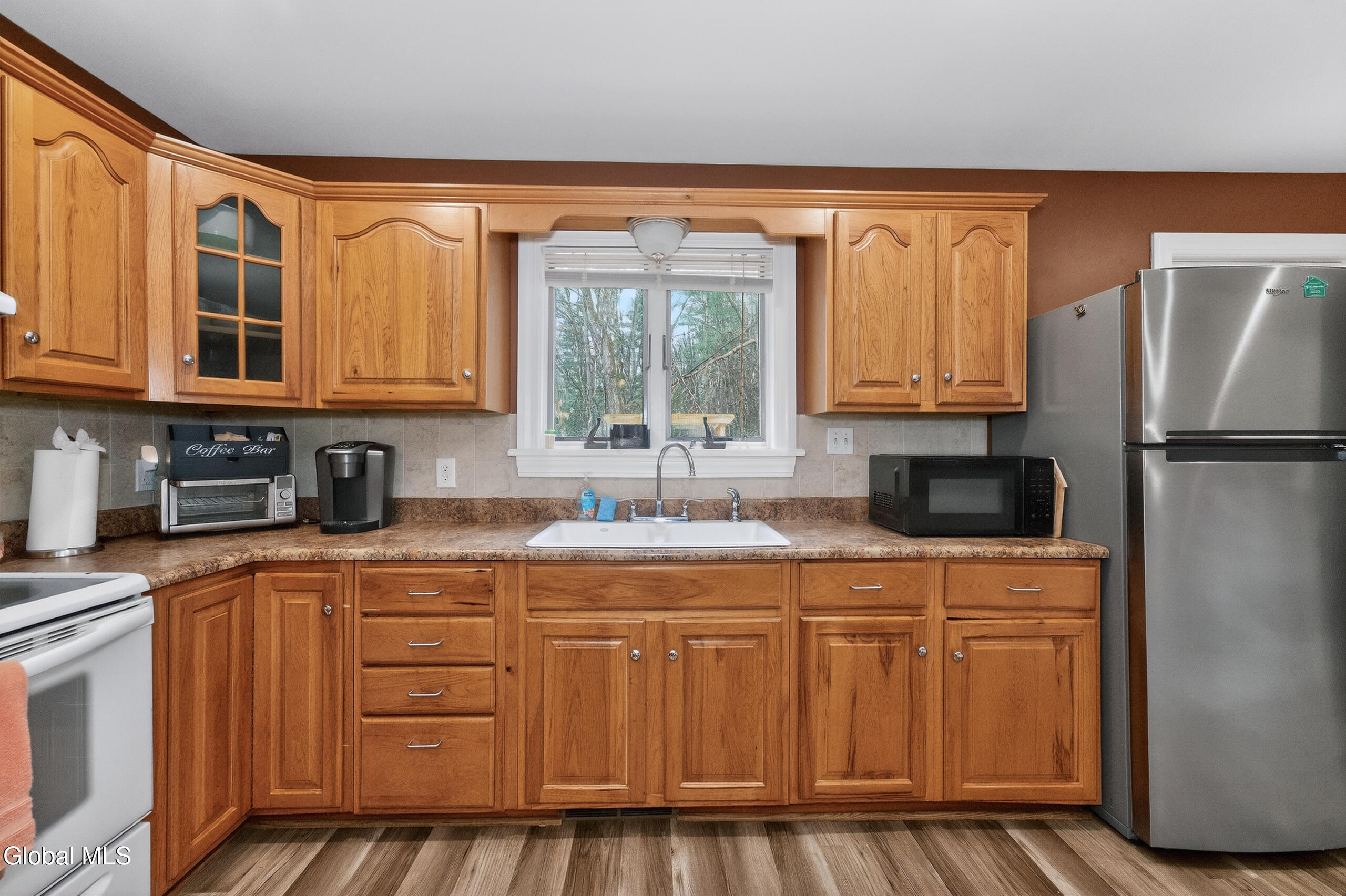 88 Jones Road Wilton, NY 12866 - Photo 15 of 39 3 Kitchen 3