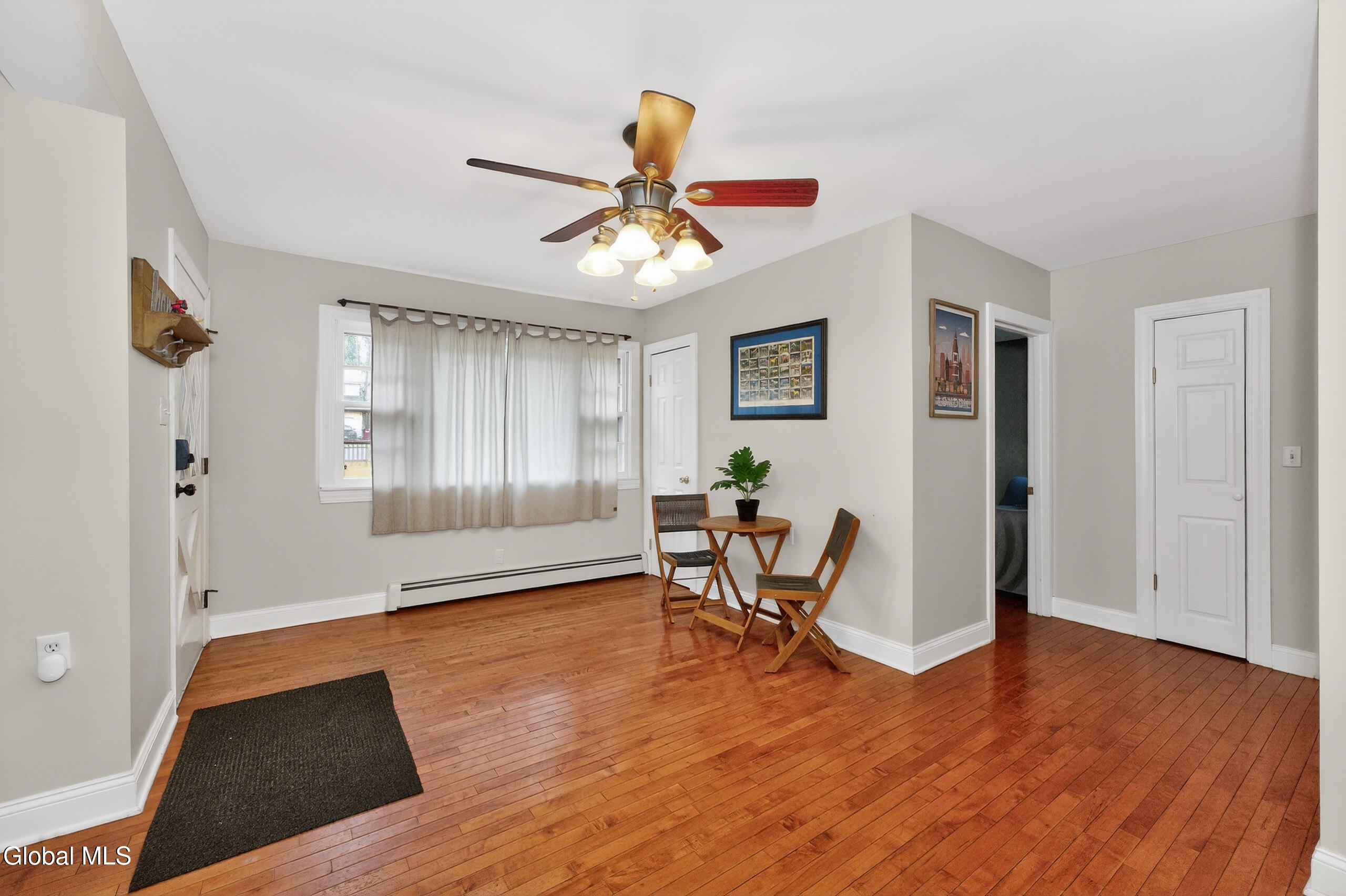 88 Jones Road Wilton, NY 12866 - Photo 8 of 39 1 Entryway 4