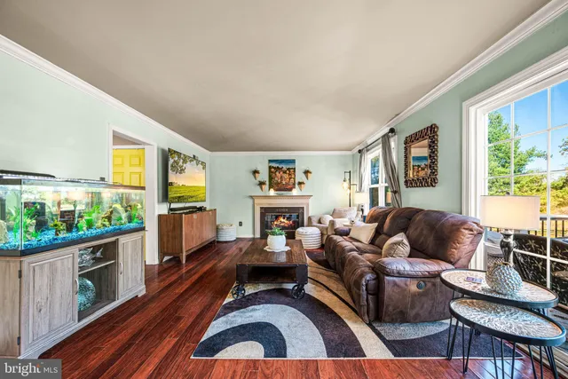 $650,000 | 27 Fox Farm Lane, Downingtown, PA 19335