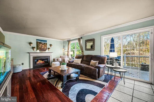 $650,000 | 27 Fox Farm Lane, Downingtown, PA 19335