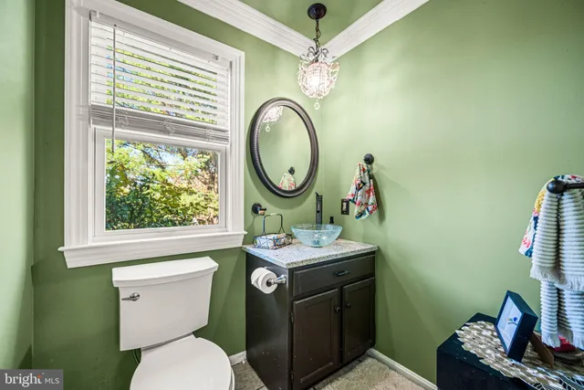 $650,000 | 27 Fox Farm Lane, Downingtown, PA 19335