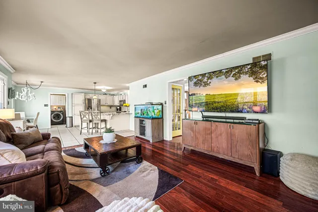 $650,000 | 27 Fox Farm Lane, Downingtown, PA 19335