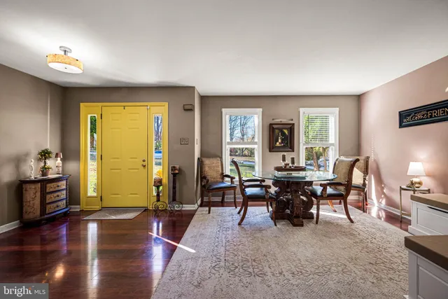 $650,000 | 27 Fox Farm Lane, Downingtown, PA 19335