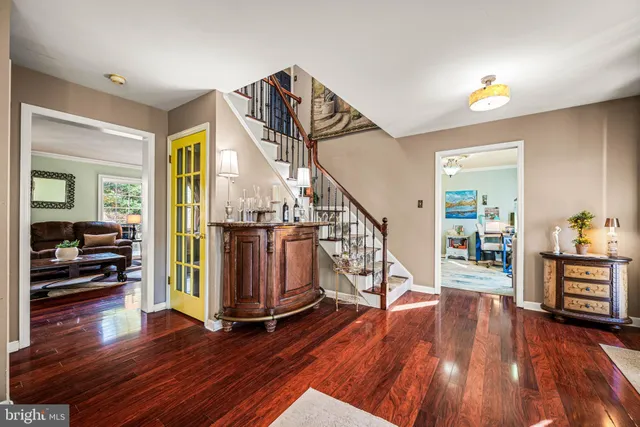 $650,000 | 27 Fox Farm Lane, Downingtown, PA 19335